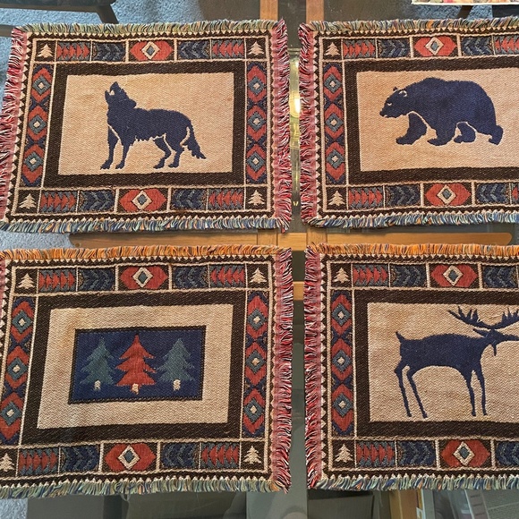 Set of 4 placemats - Picture 1 of 2